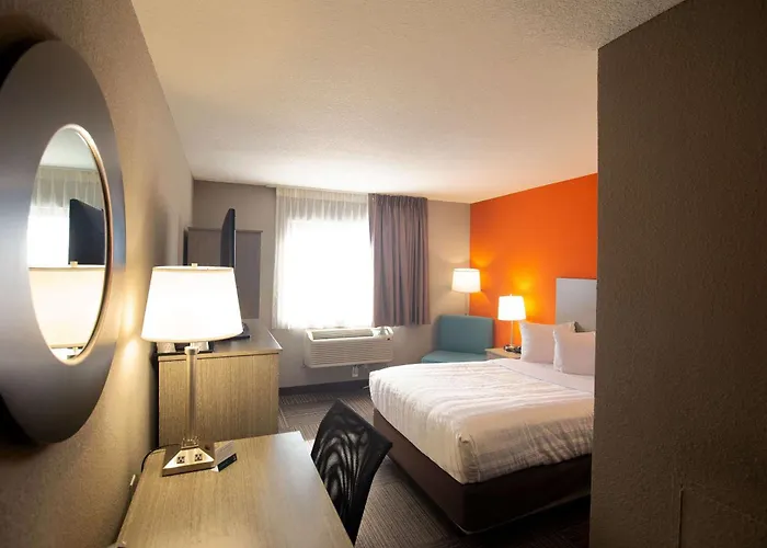 Quality Inn & Suites Hammond Near I-8090