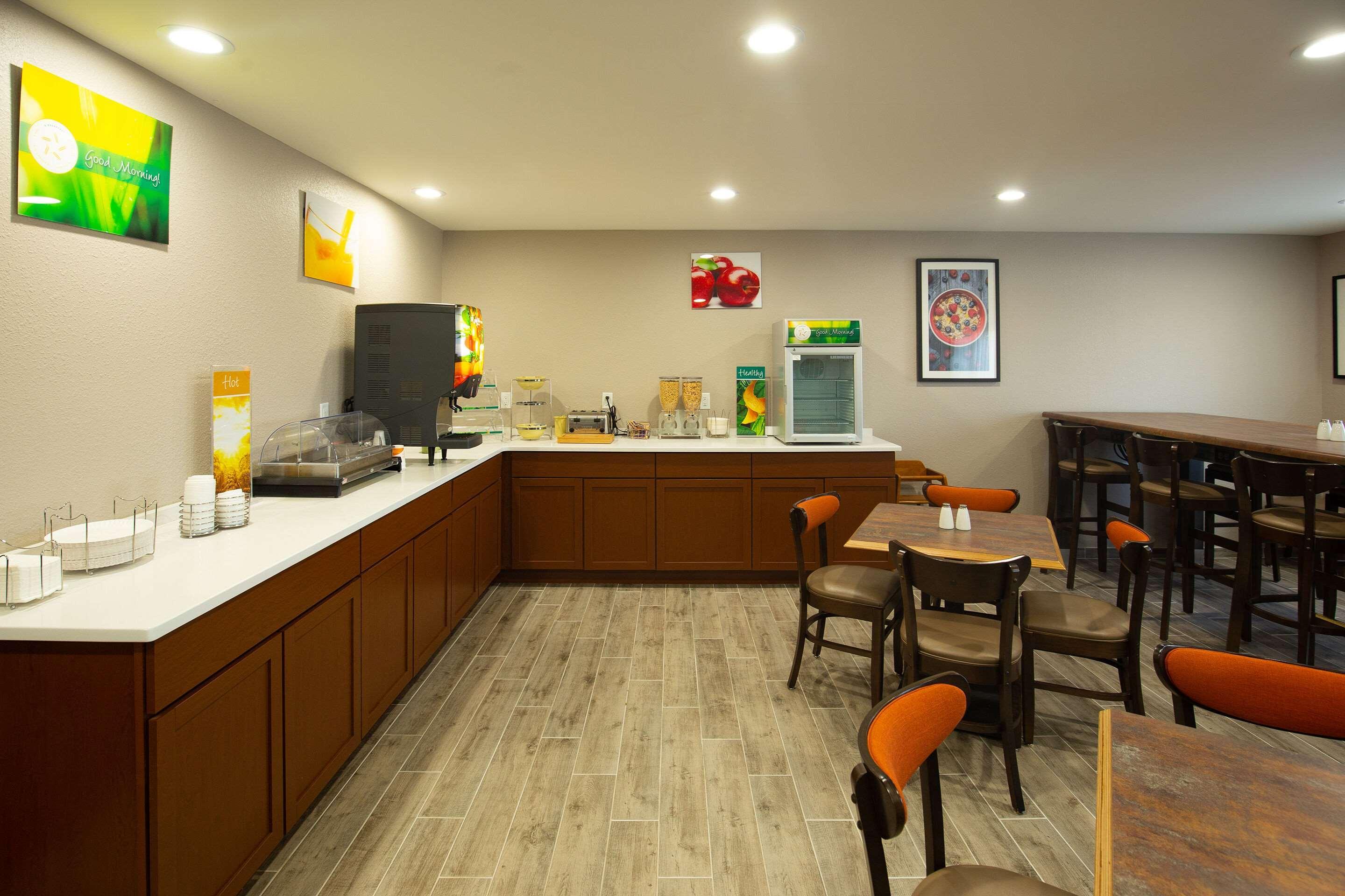 Quality & Near I-8090 Hotel 2*